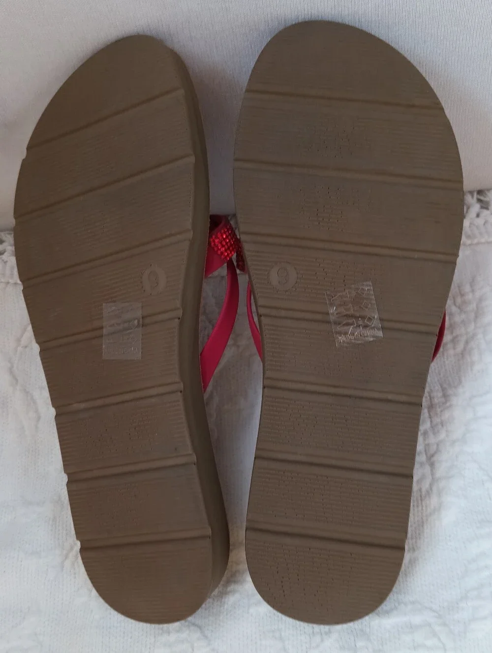 Red Crystal Slide Sandals Soft Suede Flat Strappy Colorful Cute Summer Sparkle 9